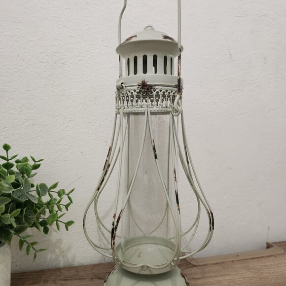 The Rustic Look Old Town Lantern With Glass Chimney - Picture 5 of 5